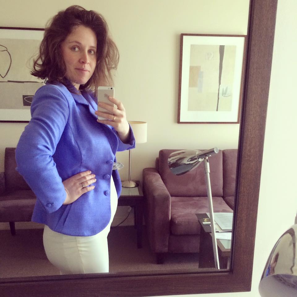 I may not have finished the jacket I wanted to wear with this in time for a particular work trip, but my trusty Vogue 8333 certainly was a great backup plan :)