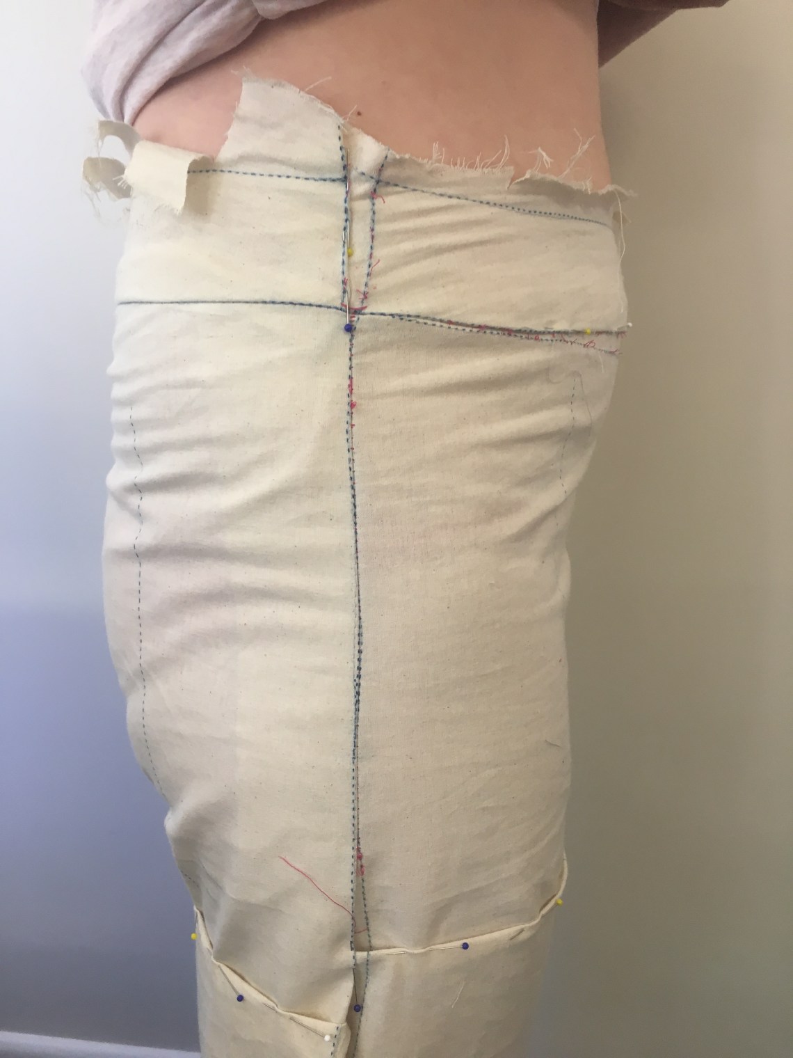 Still carrying about an extra 10cm around my waist following my pregnancy - so a change in the waistband was required to accomodate the pooch.